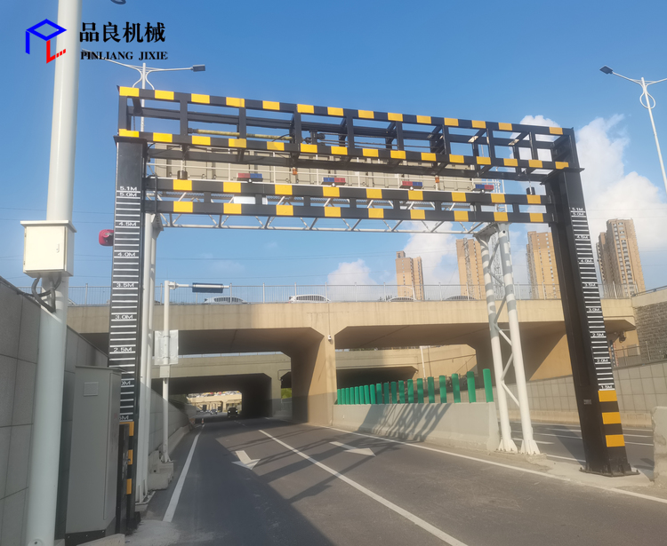 河南郑州隧道防汛水位监测限高架